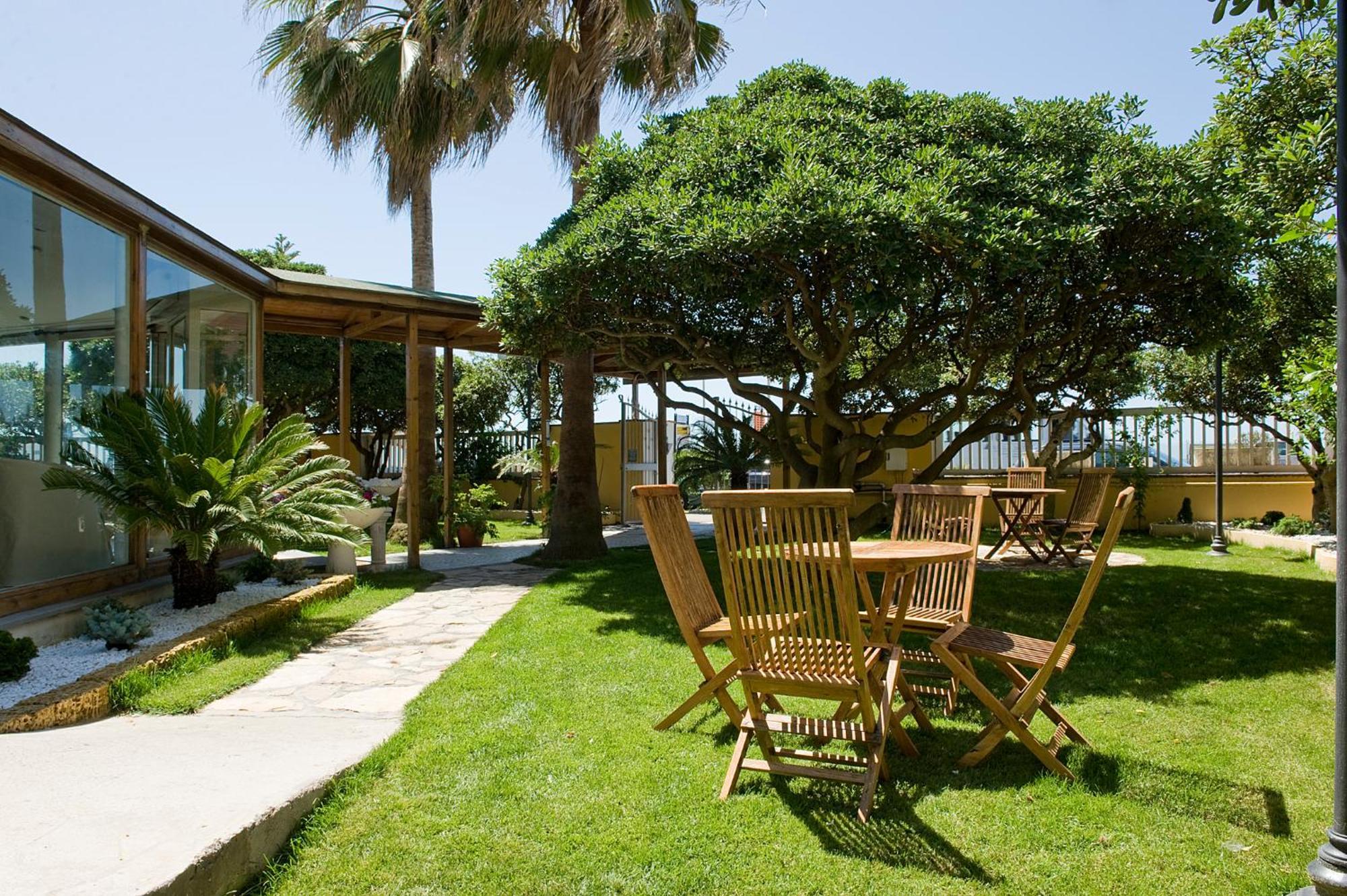 Dipendenza Hotel Bellavista Lido di Ostia Exteriör bild