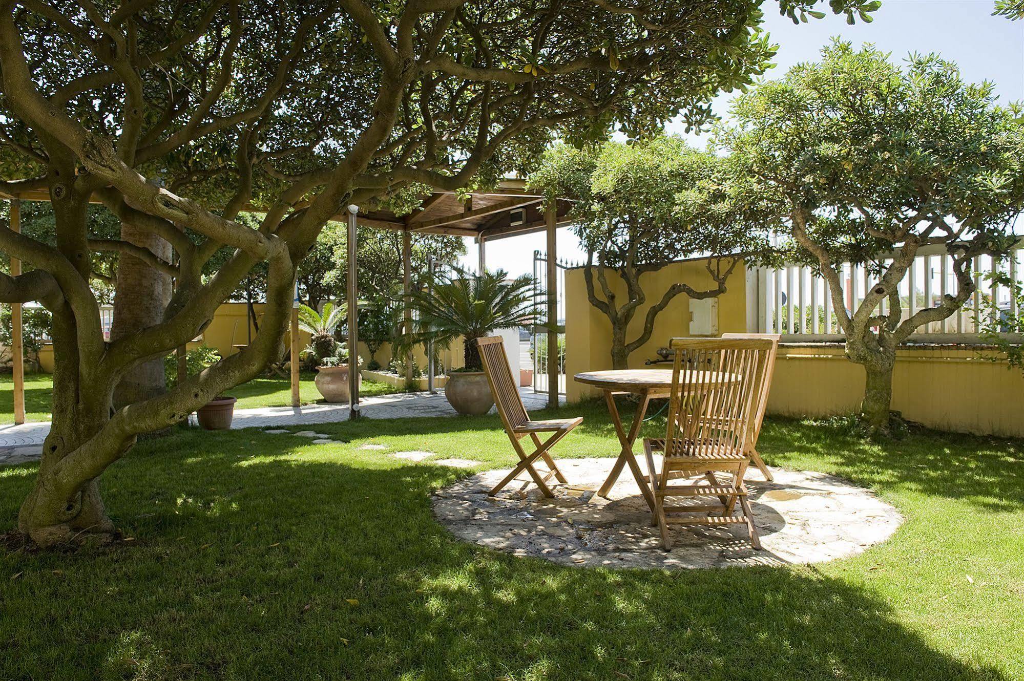Dipendenza Hotel Bellavista Lido di Ostia Exteriör bild